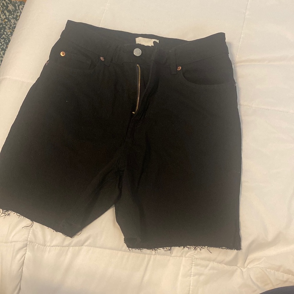 H&M cut off shorts, black size 8 high rise
